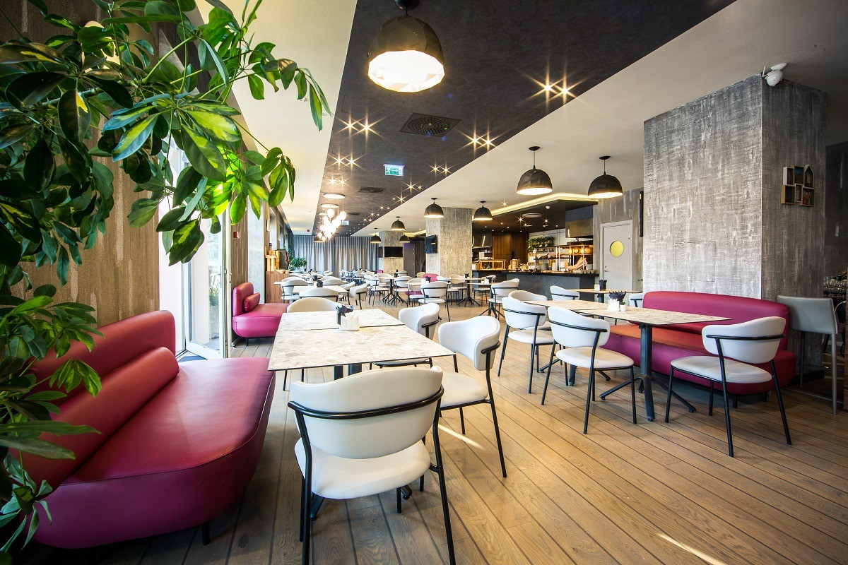 Restaurant, Bar | Riga | Restaurant The Traveller