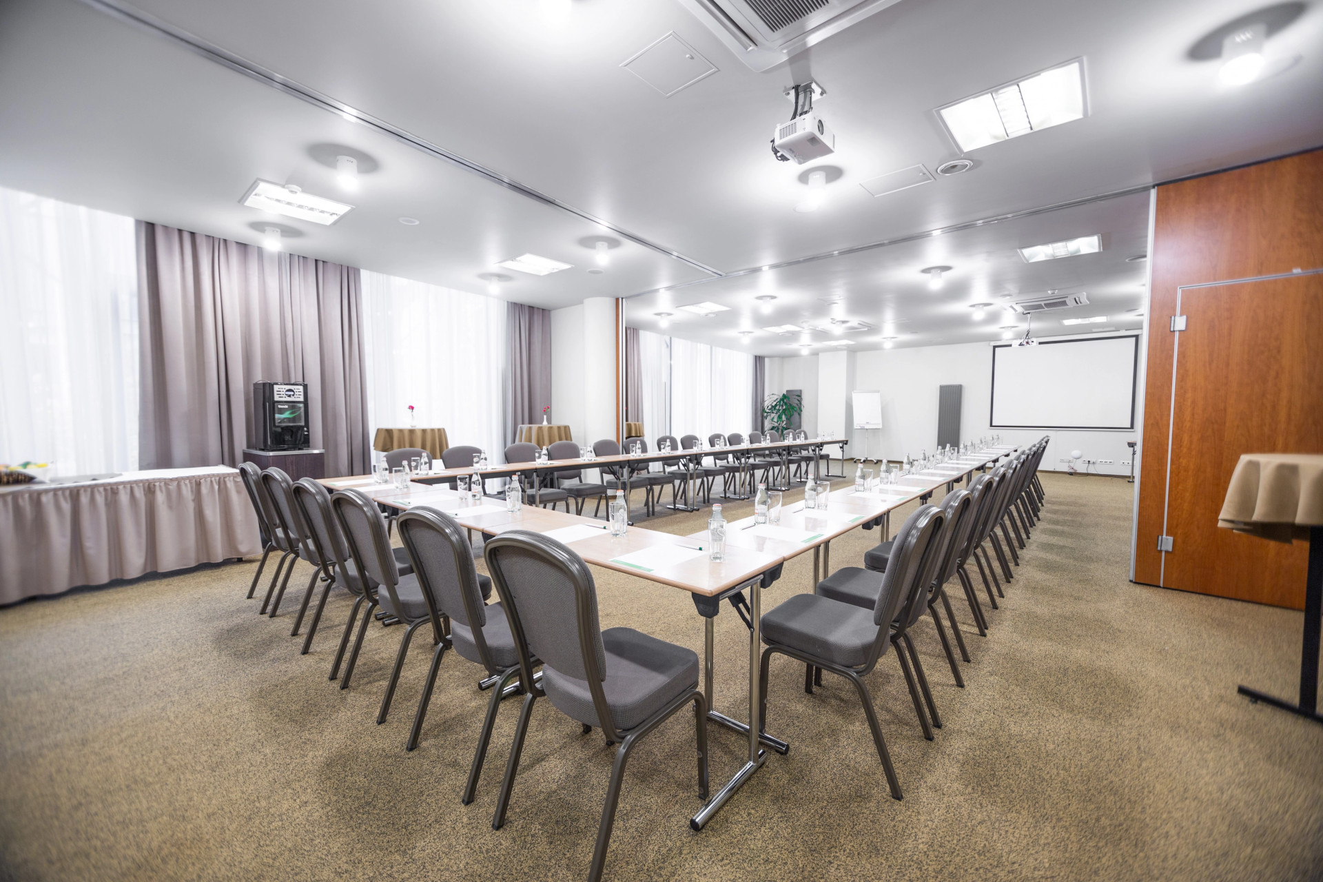 Залы для переговоров | Рига | Rixwell​ Elefant Hotel | Фотографий